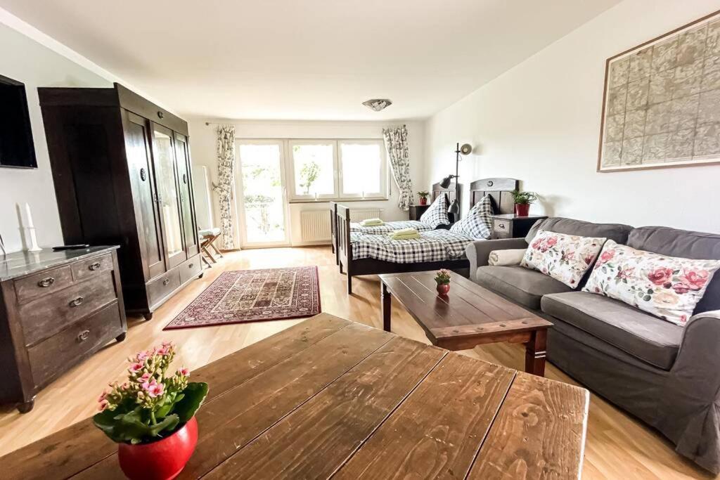 Apartment am Auensee mit großer Terrasse, Grill und Privat-Parkplatz Leipzig Exterior foto