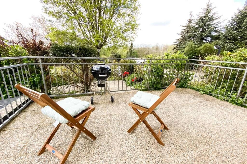 Apartment am Auensee mit großer Terrasse, Grill und Privat-Parkplatz Leipzig Exterior foto
